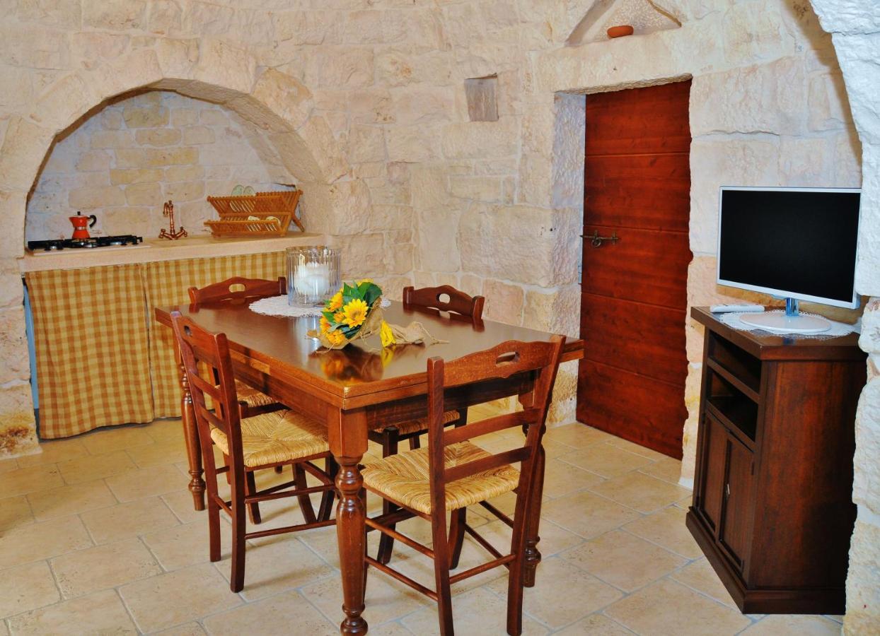 Trulli Vules Aparthotel Ostuni Ngoại thất bức ảnh
