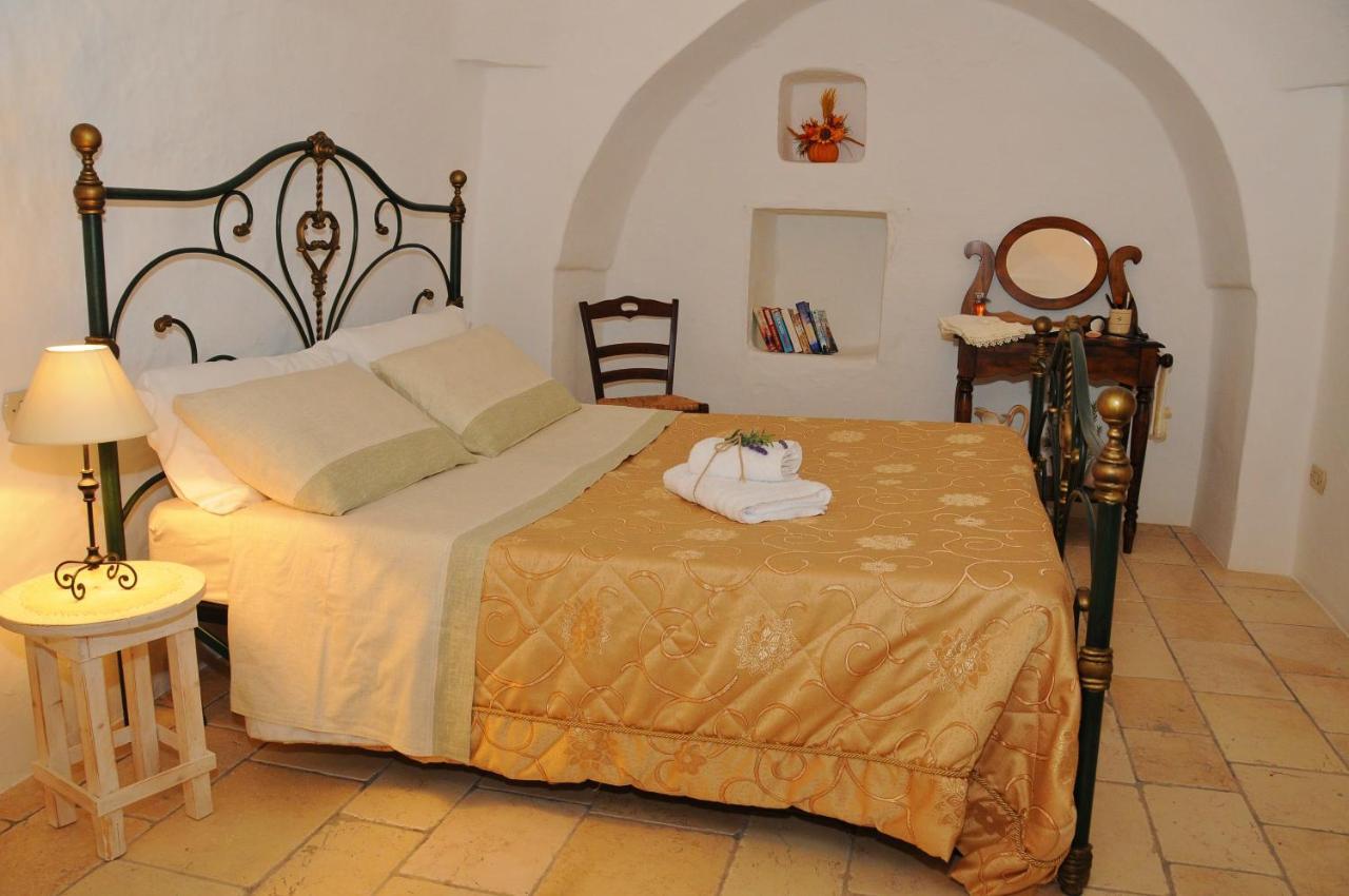 Trulli Vules Aparthotel Ostuni Ngoại thất bức ảnh