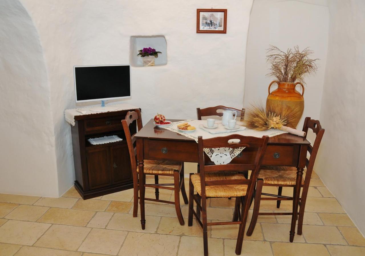 Trulli Vules Aparthotel Ostuni Ngoại thất bức ảnh