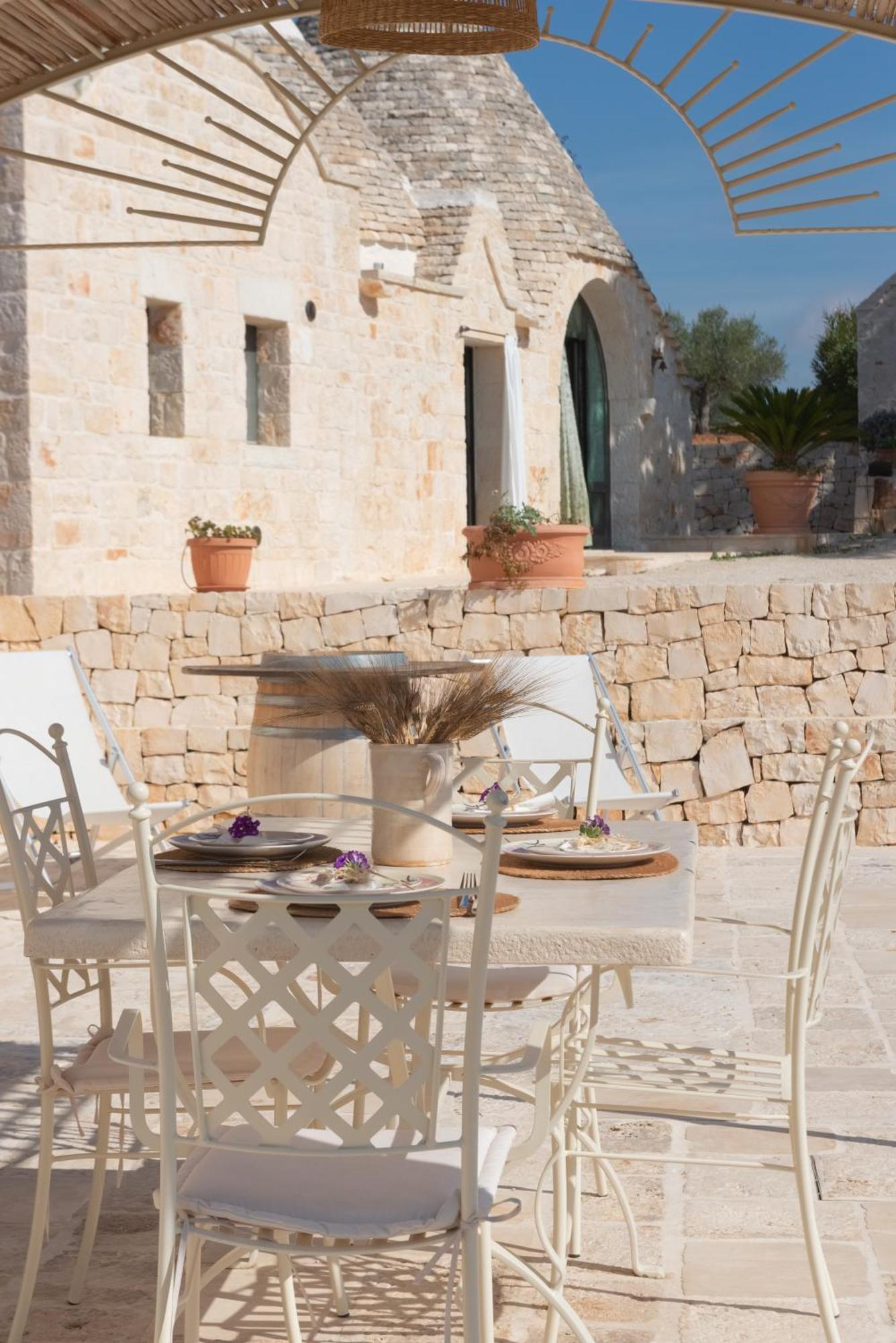 Trulli Vules Aparthotel Ostuni Phòng bức ảnh